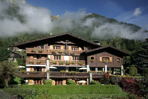 Auberge du Bois Prin, Забронировать Хостел Отели Шамони-Монблана с парковкой, Парковка