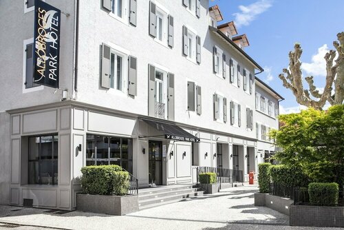 Allobroges Hôtel, Book Hotel Hoteller i Rhône-Alps med parkering, Parkering