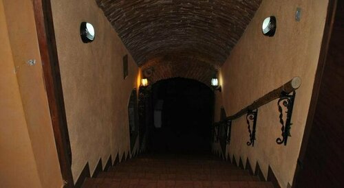 Vila Veche, Забронировать Отель Хацег Хунедоара