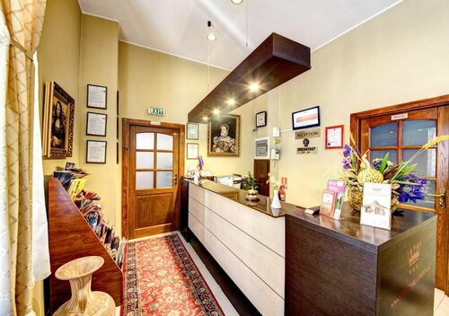 Hotel Reginetta II, Забронировать Отель Отели Muntenia с парковкой, Парковка