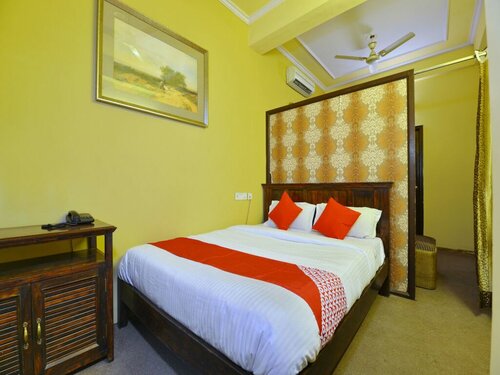 OYO 12957 Hotel Silver Plaza, Забронировать Отель Джайпур Jaipur Region