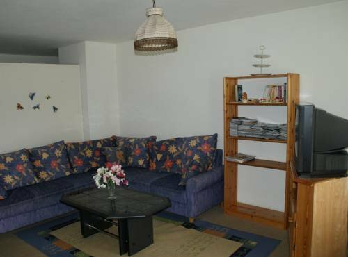 AAE Heidi's Hostel, Prenota Ostello Ostelli a Interlaken, Ostello