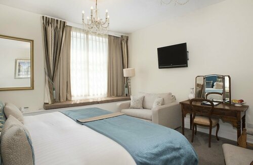 Royal Seven Stars Hotel, Reservar Hotel Hotéis de 3 estrelas em Totnes, 3*