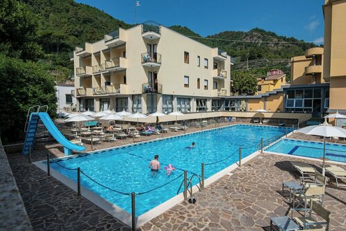 Hotel San Pietro, Забронировать Отель Майори Побережье Амальфи