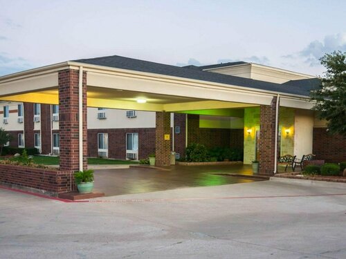 Comfort Inn & Suites Red Oak - Dallas Area, Забронировать Отель Ред-Оук Dallas - Fort Worth Metropolitan Area