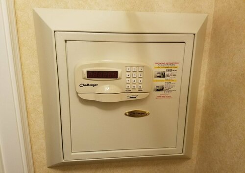 Ramada by Wyndham Ontario, Varaa Hotelli Hotellit Ontario aamiaisella, Aamiainen