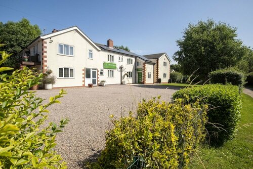 Bridleways Guest House & Holiday Homes, Rezervați Pensiune Pensiuni în Merseyside, Pensiune