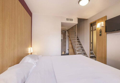 B&b Hotel La Rochelle Centre, Забронировать Отель Ла-Рошель Приморская Шаранта
