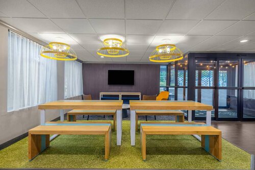 Spark by Hilton Clarks Summit, Buchen Sie Hotel Clarks Summit 