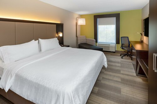 Holiday Inn Express Minden by IHG, Book Hotel Hoteller i Missouri med pool, Swimmingpool