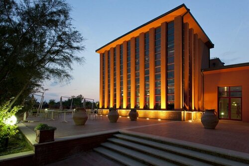Toscana Sport Resort, Забронировать Отель Бизнес-отели Pisa Coast, 4* 5*
