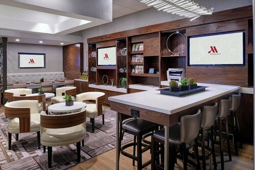 Marriott East Lansing at University Place, Buchen Sie Hotel East Lansing Michigan