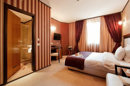 Best Western Plus Bristol Hotel, Забронировать Отель СПА-отели Софии, рядом с Regional History Museum Sofia, SPA-услуги