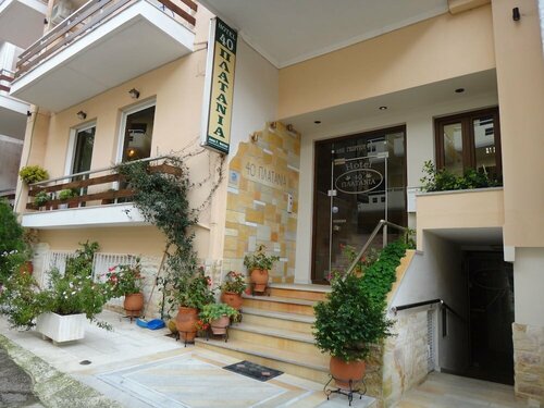 40 Platania Hotel, Забронировать Отель Лутра-Эдипсу Эвбея