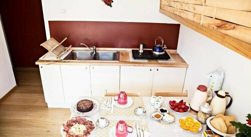 B&B Casa Sul Lago, Забронировать Отель «постель и завтрак» Отели Кальчераника-аль-Лаго с парковкой, Парковка