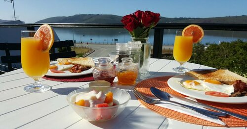 Lagoon Lodge, Reservar Casa de hóspedes Hotéis em Knysna com estacionamento, Estacionamento