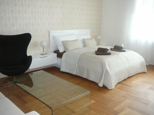 Šmeralova vila, Reserva ahora Hotel Olomouc 