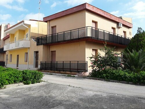Elimo Affittacamere - Casa Vacanze di Scardino Leonardo, Забронировать Отель Поджореале Сицилия