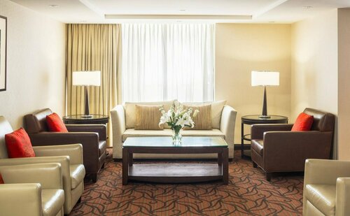 Sheraton Vancouver Airport Hotel, Buchen Sie Hotel SPA-Hotels in British Columbia, SPA