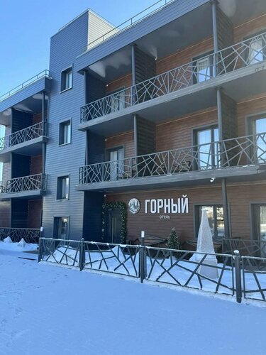 Gornyy, Rezerwuj Hotel Ozernoye Mayminsky Rayon, w pobliżu Lednik (lower)