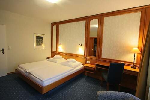 Hotel Hardtwald, Rezervovat Hotel Bad Homburg vor der Höhe Hesensko