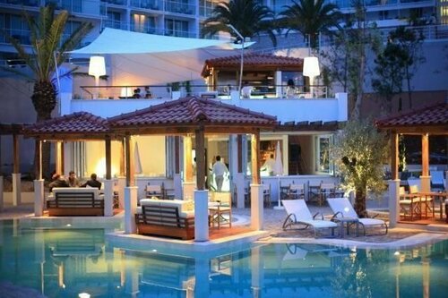 Amfora Hvar Grand Beach Resort, Забронировать Курортный отель Отели Хвара с бассейном, рядом с Galešnik Island, Бассейн