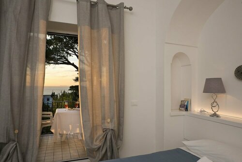 Hotel Villa Melodie, Book Hotel Hoteller i Forio d'Ischia med pool, Swimmingpool