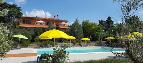 Agriturismo Il Giogo, Book Landbrugsophold Hoteller i Etruscan Coast med pool, Swimmingpool