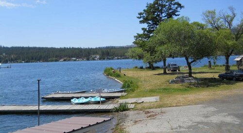Willow Bay RV Resort & Marina, Đặt Khu nghỉ dưỡng Nine Mile Falls Washington (state)