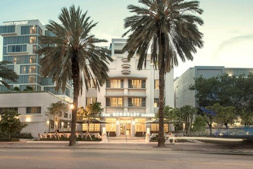 Iberostar Waves Berkeley Shore, Забронировать Отель Бизнес-отели Miami Metropolitan Area, 4* 5*