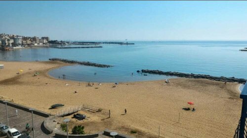 B&b Il girasole, Book Bed and Breakfast Hoteller i Crotone med parkering, Parkering