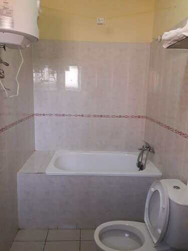 Best Morro Bento City Guest House, Prenota Affittacamere Luanda Provincia di Luanda