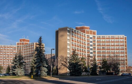 University of Alberta - Guest Accommodation, จอง เกสท์เฮาส์ Southeast Edmonton เอดมันตัน