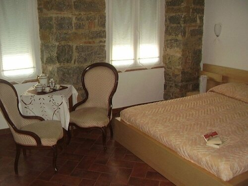 B&B Gens Julia, Забронировать Отель «постель и завтрак» Триест Венеция-Джулия