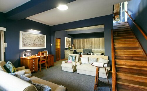 Miles B&B Guest House, Забронировать Отель «постель и завтрак» Оудсхорн Klein Karoo, рядом с CP Nel Museum