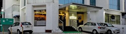 Hotel Town Tower, Забронировать Отель Недорогие отели штата Кералы, недорого
