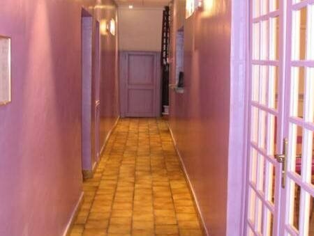 Logis Hôtel Lafayette, Rezerwuj Hotel Hotele w Charente-Maritime z parkingiem, Parking