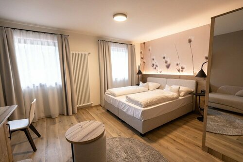 Hotel Alpenrose Wellness, Забронировать Отель Отели Ваттаро с бассейном, Бассейн