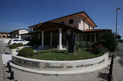 Le Muse Hotel, Забронировать Отель Отели Сан-Бонифачо с парковкой, Парковка