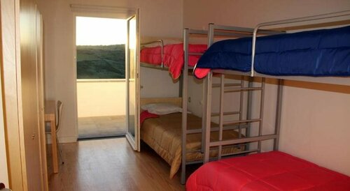 Azores Youth Hostels - Santa Maria, Забронировать Хостел Вила-ду-Порту Санта-Мария
