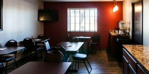 Holmes Suites & Inn, Buchen Sie Hotel Columbus Ohio