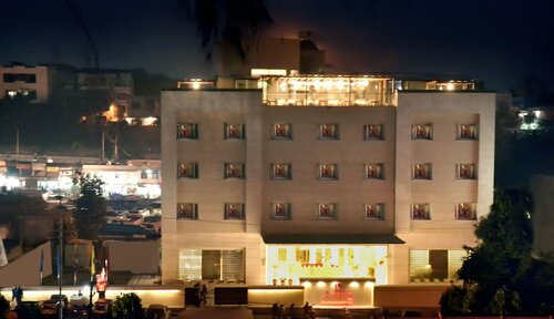 Grand Plaza Lords Inn Jammu, Забронировать Отель Джамму Джамму и Кашмир
