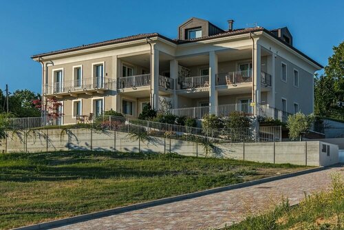 Villa Vitae, Boek Villa Piemonte Hotels met Parkeerplaats, Parkeren