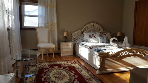Albina House, Rezervovat Hotel Malden Boston