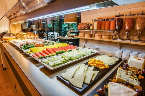 Hotel Well and Come Barcelona, Забронировать Отель Отели Барселоны с парковкой, рядом с Дворец Макая, Парковка
