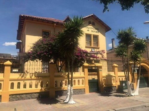 Hostal Volunteer House, Foglalás Panzió La Floresta Quito
