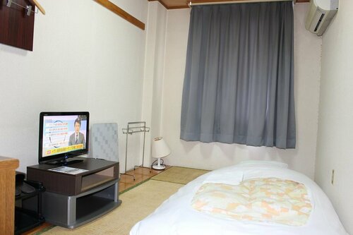 Hotel Higashihiroshima Hills Saijyo, Varaa Hotelli Higashihiroshima Hiroshima