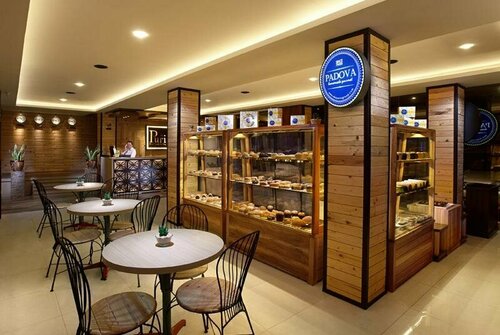 De Puri Boutique Hotel, Book Boutique Hotel Hoteller i Surabaya med parkering, nær Airlangga University, Parkering