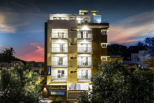 FabHotel Oakwoods Serai, Забронировать Отель Отели Индиранагара 3 звезды, 3*