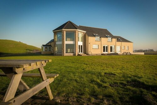 Garleton Lodge, Забронировать Отель «постель и завтрак» Отели Лотиан с парковкой, Парковка